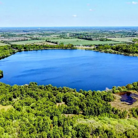 6 Person In Ansager-by Traum *