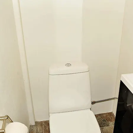 6 Person In Ansager-by Traum * Ansager